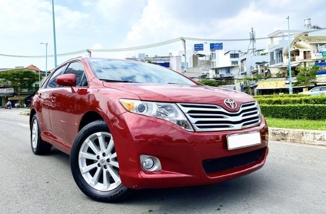 Toyota Venza - 'ngôi sao xe nhập' một thời rao bán dưới 600 triệu đồng