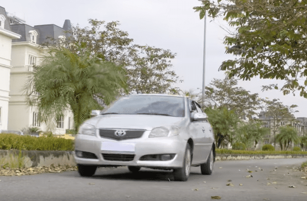Toyota Vios 2005 giá dưới 200 triệu có đáng 'đồng tiền bát gạo'?