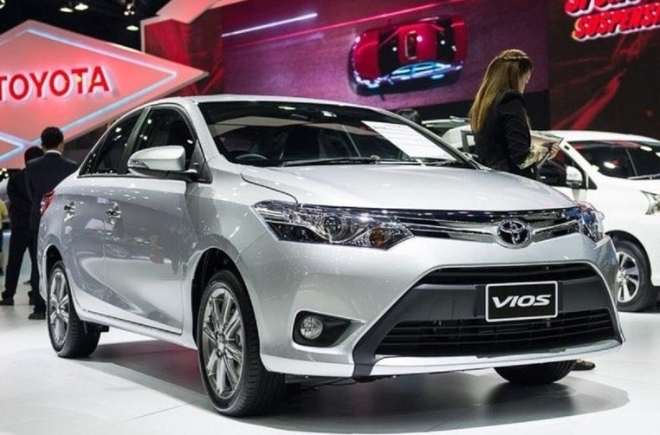 Toyota Vios 2017 cũ giá từ 350 triệu giao dịch sôi động, bỏ xa Hyundai Accent về lượt tìm kiếm
