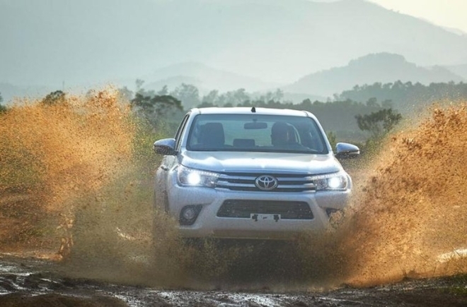 Ưu - Nhược điểm của Toyota Hilux khi bán lại tại quê hương