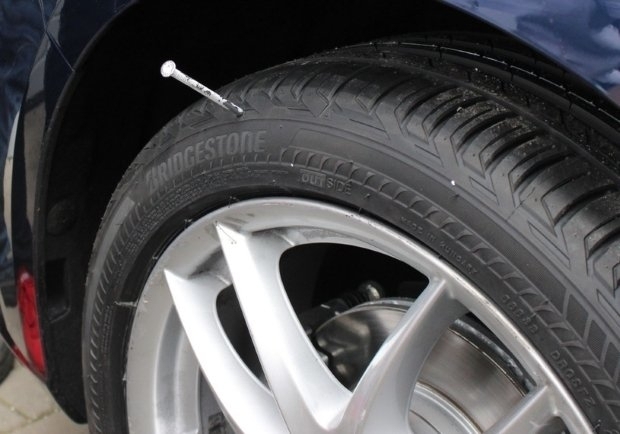 Ưu nhược điểm lốp chống xịt (Runflat): Liệu bạn có nên trang bị cho xế cưng không?
