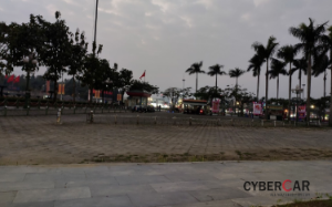 Bãi đậu xe quảng trường Hồ Chí Minh