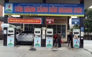 Cây xăng dầu Quang Sơn