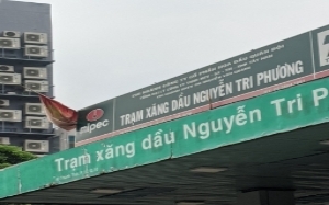 Cây xăng Nguyễn Tri Phương