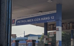 Cây xăng Petrolimex - Cửa hàng 12