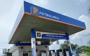 Cây xăng Petrolimex - Cửa hàng 30