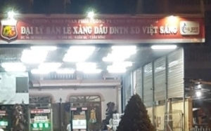 Cây xăng Việt Sáng