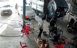 Garage ô tô Sơn Lâm