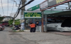 Rửa xe Hoàng Lộc 
