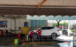 Rửa xe Huy Hoàng