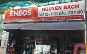 Rửa xe Nguyễn Bách