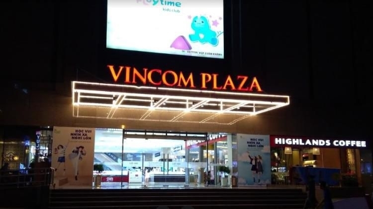 Hầm đậu xe Vincom Plaza Hùng Vương